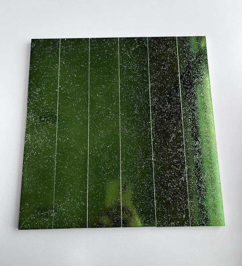 300x300mm Starry - Effect Lush Green Mosaic Tiles - XC503014