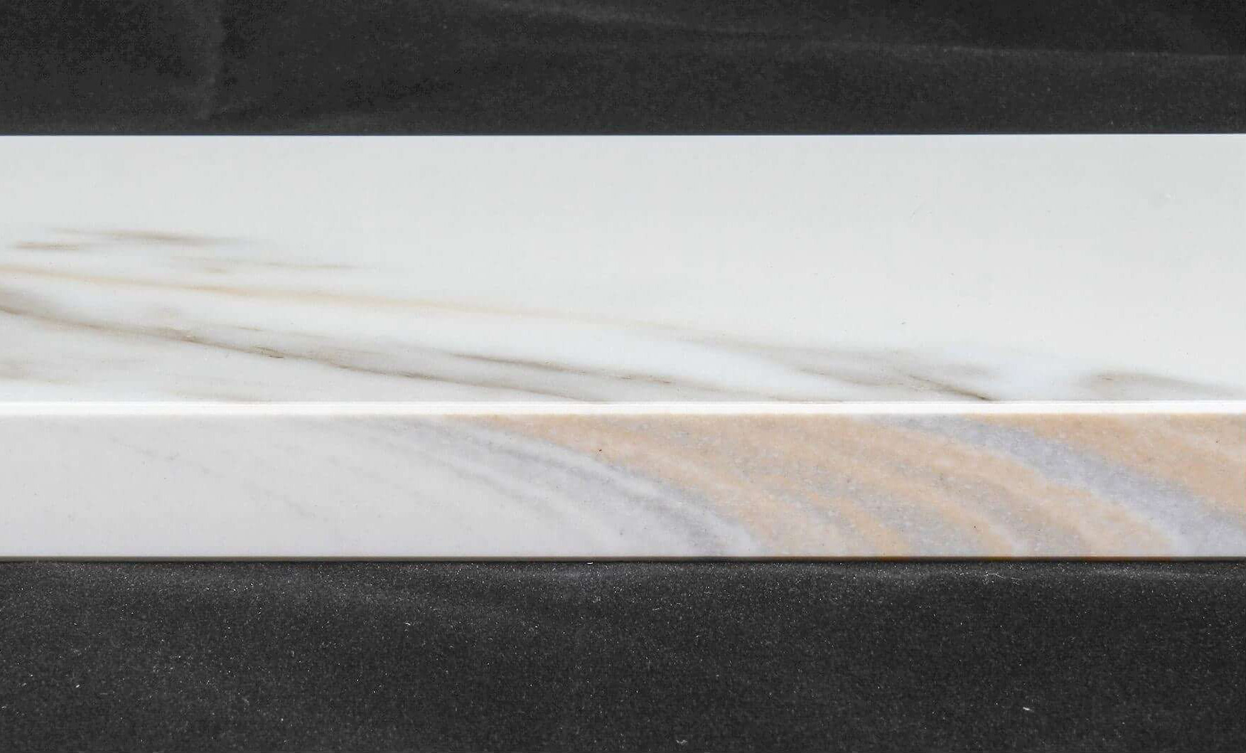 Luxury Calacatta-Inspired White & Golden Vein Sintered Tile 1600x3200x20mm TQ35-LHD321620G666