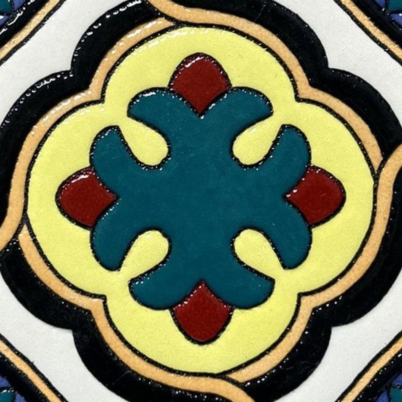 100x100mm Green Red Quatrefoil Tiles TQ39-CN1252